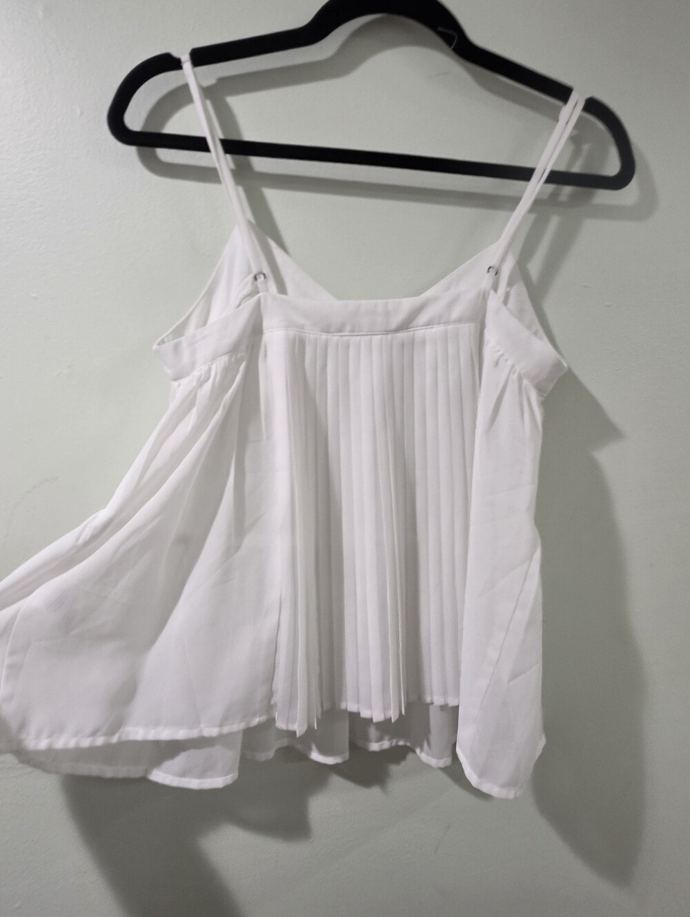 ENDLESS ROSE  Tank Cami With Adjustsble Straps ,Pleated Back & Peplum Hem. S. 👀 - Picture 4 of 13